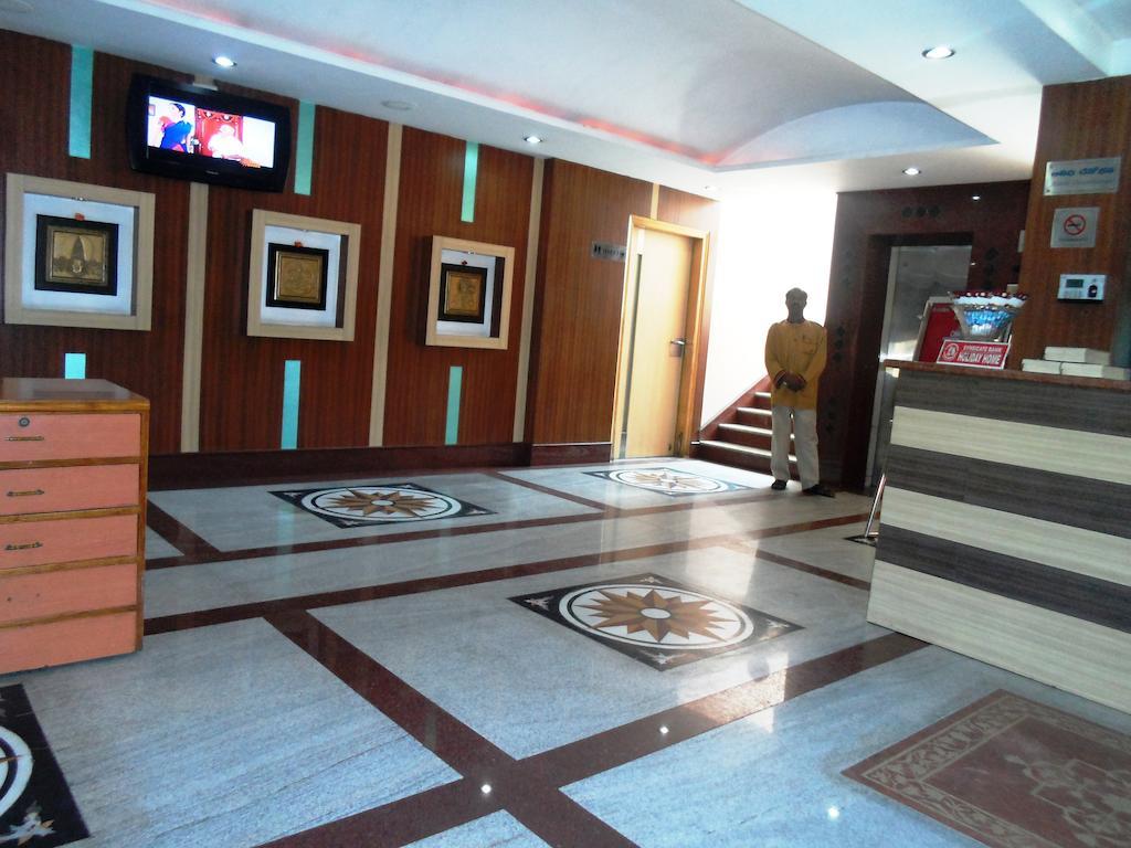 The Chakrie Residency Hotel Tirupati Eksteriør bilde